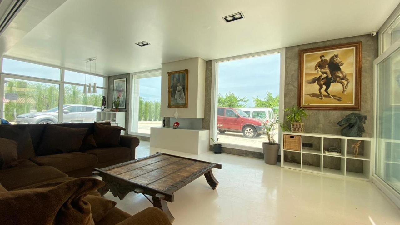 White House En Enguera - Fantastica Casa Con Jacuzzi Piscina Y Barbacoa Apartment ภายนอก รูปภาพ