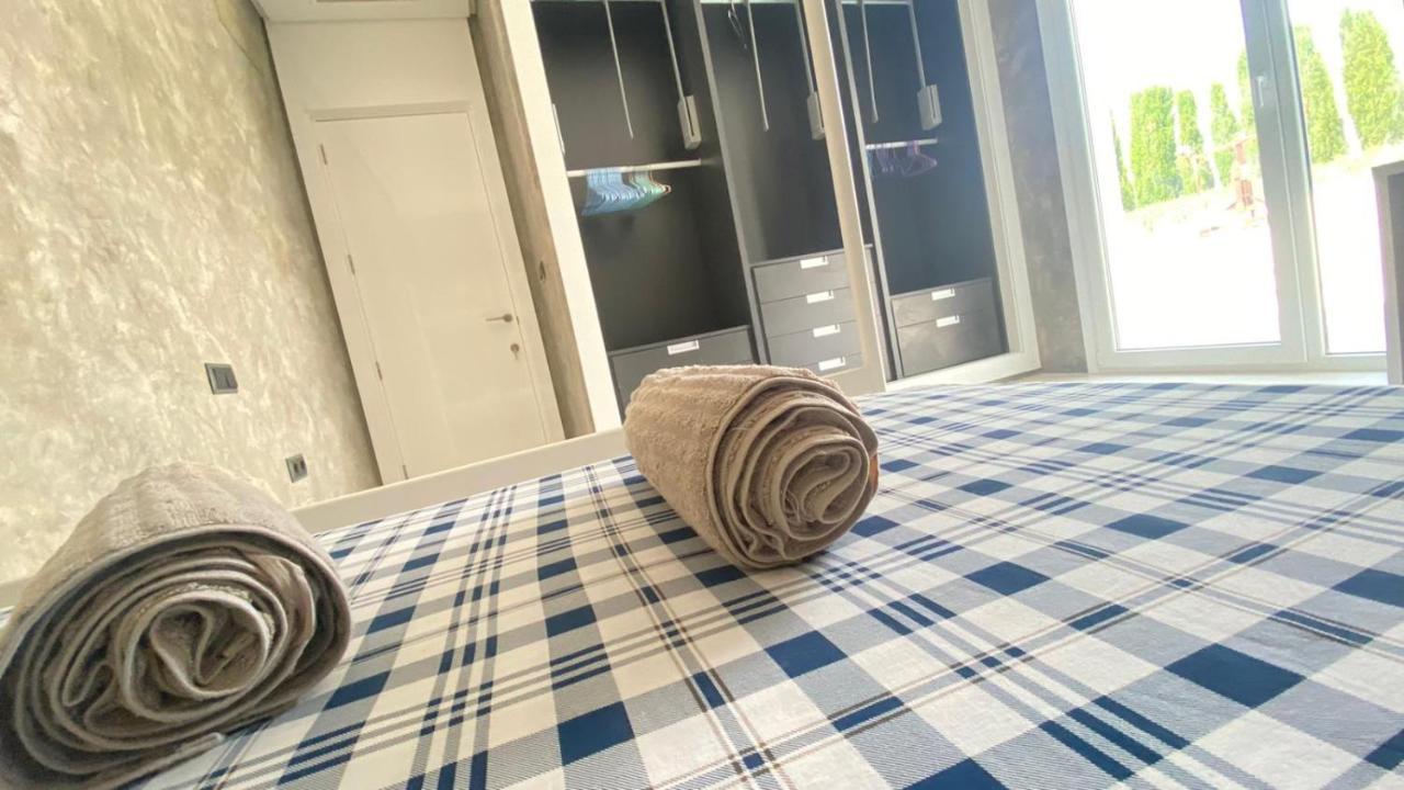 White House En Enguera - Fantastica Casa Con Jacuzzi Piscina Y Barbacoa Apartment ภายนอก รูปภาพ